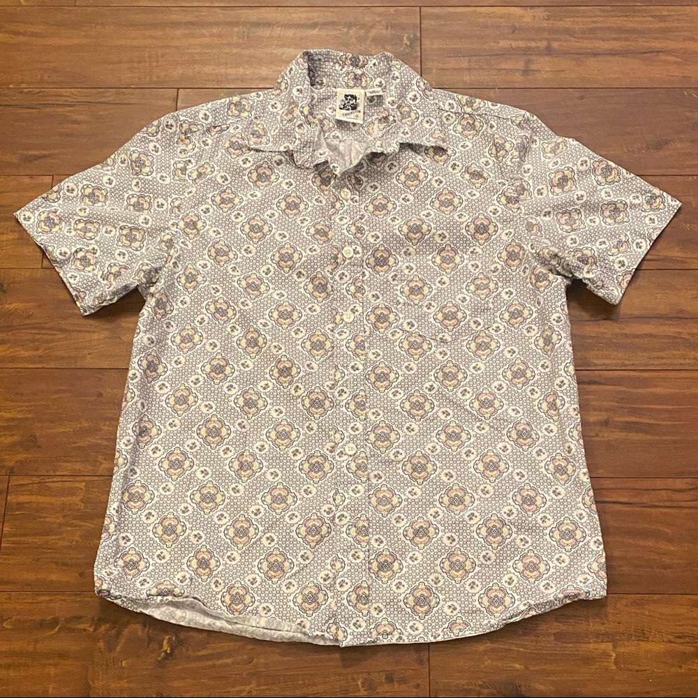 VTG 90’s Kennington Casual Button Down Shirt, Size: Medium